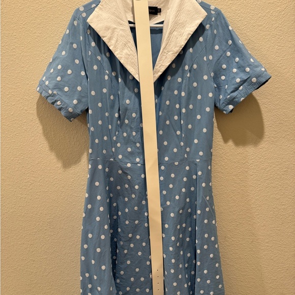 1950s polka dot dress with belt - Picture 4 of 5